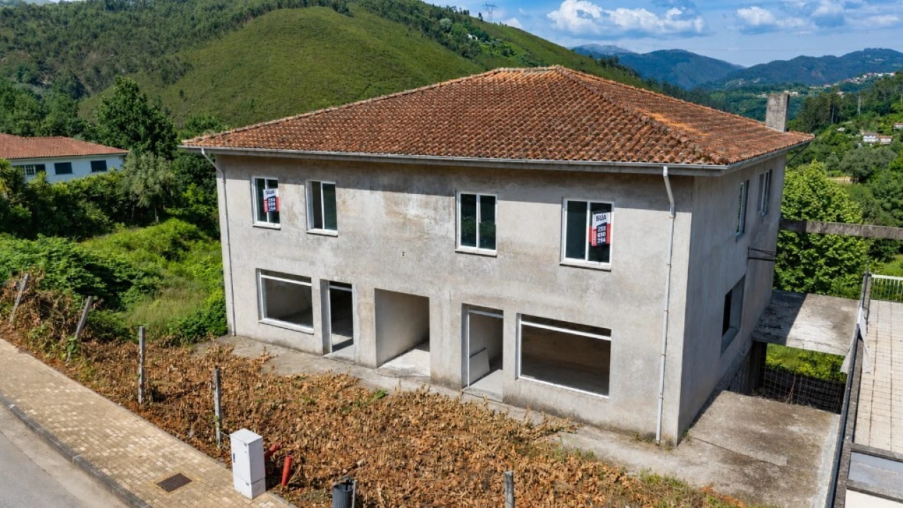 Terreno para Venda em Moimenta Foto 3