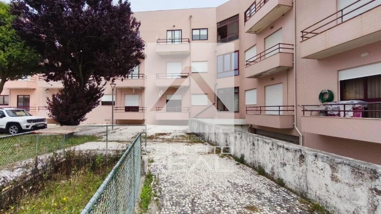 Apartamento T1 para Venda em Vila do Conde Foto 1