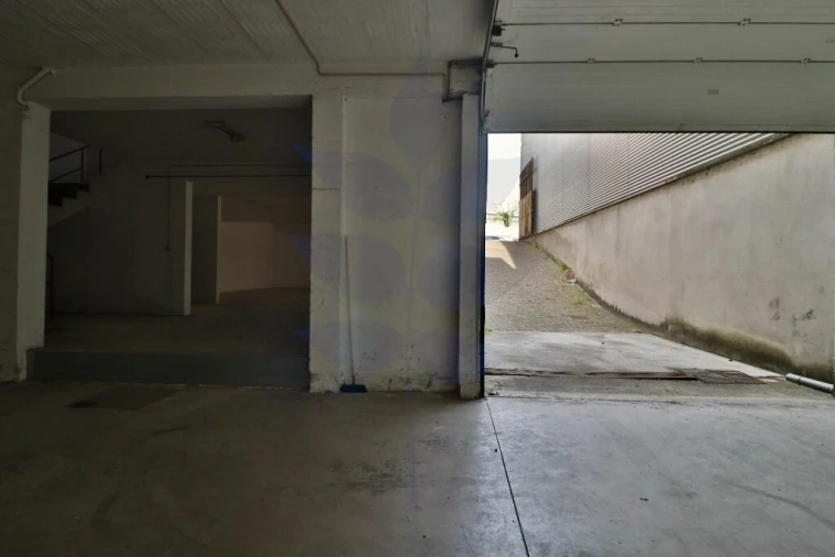 Loja para Venda em Braga (Maximinos, Sé e Cividade) Foto 12