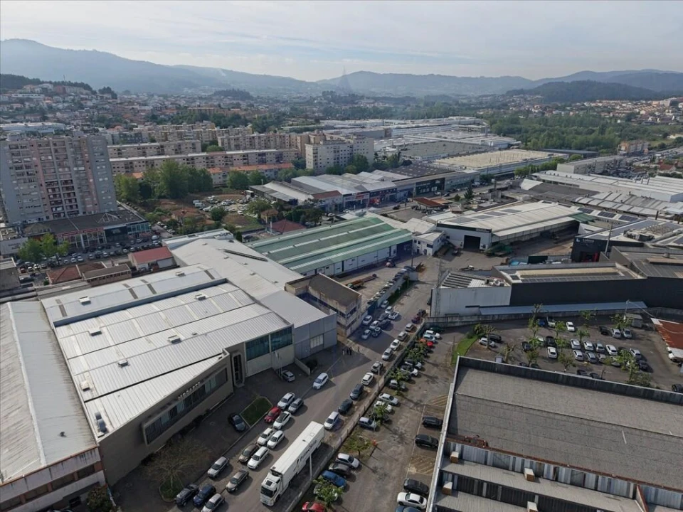 Loja para Venda em Braga (Maximinos, Sé e Cividade) Foto 41