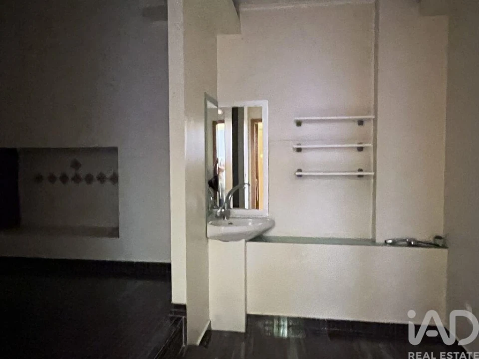 Loja para Arrendamento em Santa Maria, São Pedro e Matacães Foto 20