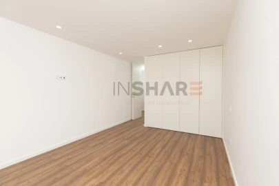 Moradia T3 para Venda em Loureira