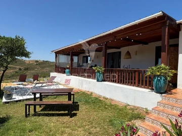 Quinta T8 para Venda em São Bartolomeu de Messines