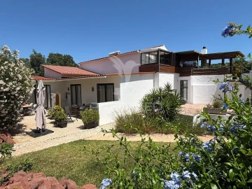 Quinta T8 para Venda em São Bartolomeu de Messines