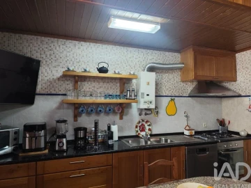 Moradia T4 para Venda em Freixo de Espada a Cinta e Mazouco
