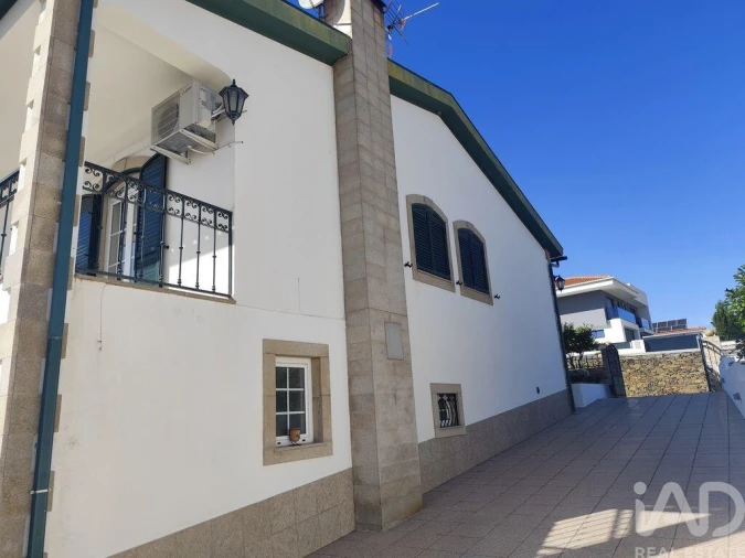 Moradia T4 para Venda em Freixo de Espada a Cinta e Mazouco Foto 3