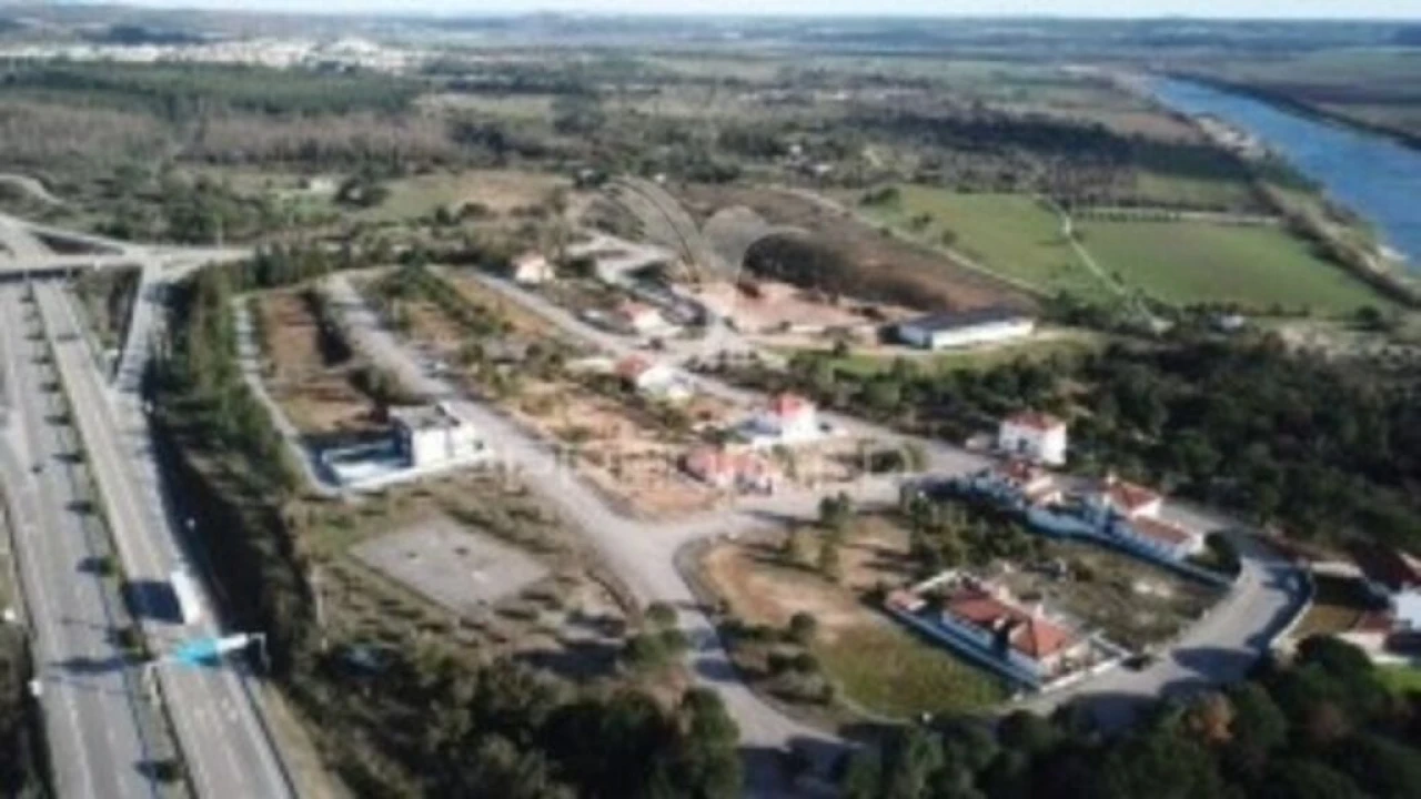 Terreno para Venda em Constancia Foto 1