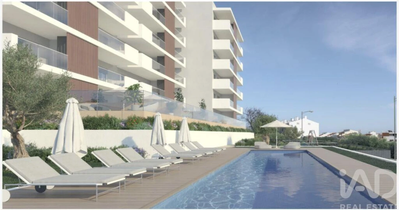 Apartamento T3 para Venda em Portimão Foto 3