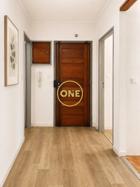 Apartamento T1 para Venda em Oeiras e São Julião da Barra, Paço de Arcos e Caxias