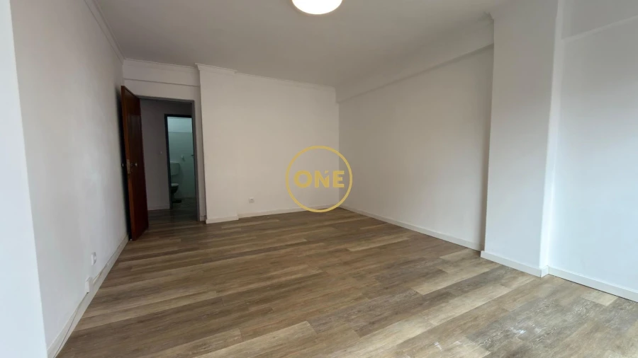 Apartamento T1 para Venda em Oeiras e São Julião da Barra, Paço de Arcos e Caxias Foto 14