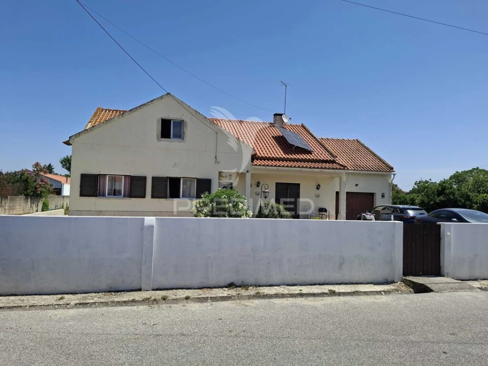Moradia T3 para Venda em Salvaterra de Magos e Foros de Salvaterra Foto 3