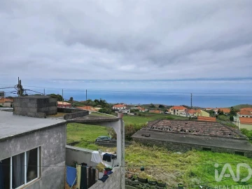 Moradia T2 para Venda em Ponta do Pargo