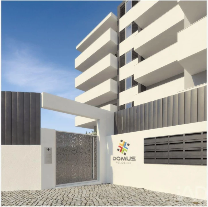 Apartamento T3 para Venda em Portimão Foto 1