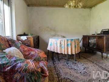 Moradia T2 para Venda em Unhais-O-Velho