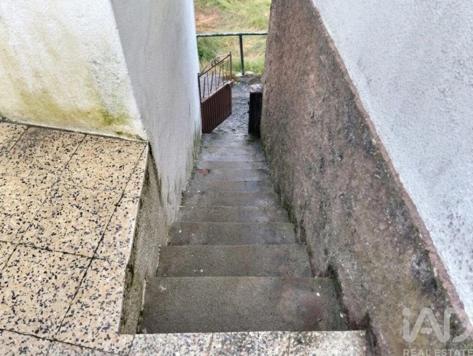 Moradia T2 para Venda em Unhais-O-Velho Foto 38