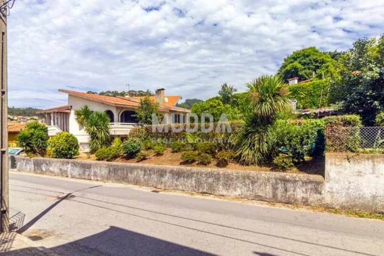 Moradia T3 para Venda em Fajões Foto 6