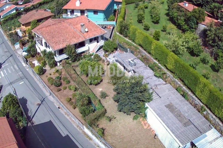 Moradia T3 para Venda em Fajões Foto 2