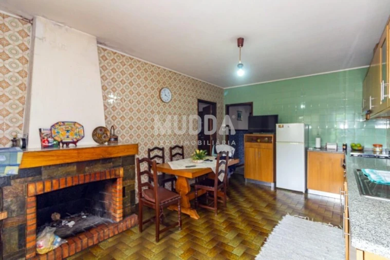 Moradia T3 para Venda em Fajões Foto 13