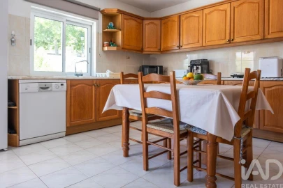 Moradia T4 para Venda em Alte