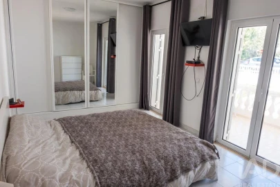 Moradia T4 para Venda em Alte