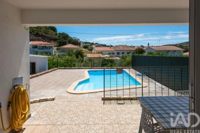 Moradia T4 para Venda em Alte
