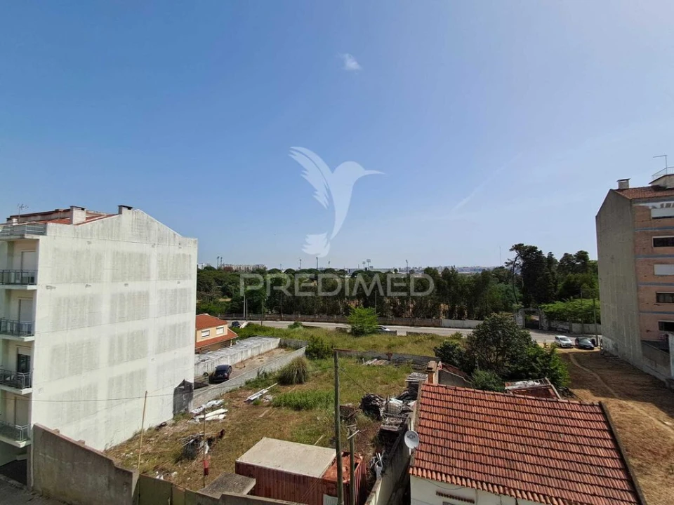Apartamento T3 para Venda em Seixal, Arrentela e Aldeia de Paio Pires Foto 16