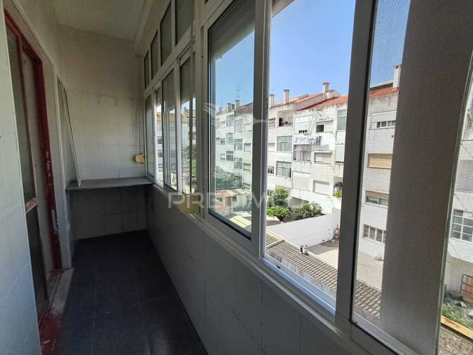 Apartamento T3 para Venda em Seixal, Arrentela e Aldeia de Paio Pires Foto 14