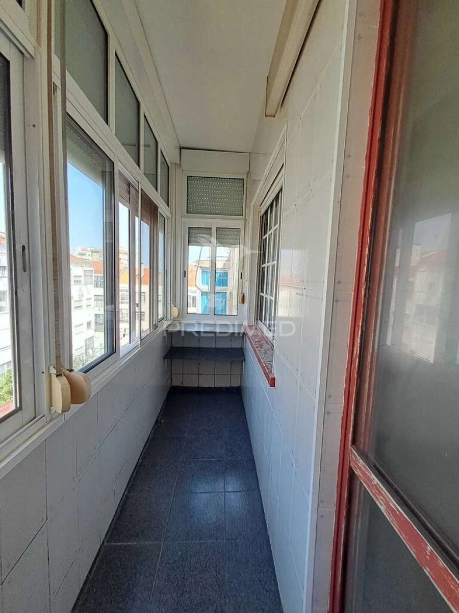 Apartamento T3 para Venda em Seixal, Arrentela e Aldeia de Paio Pires Foto 20