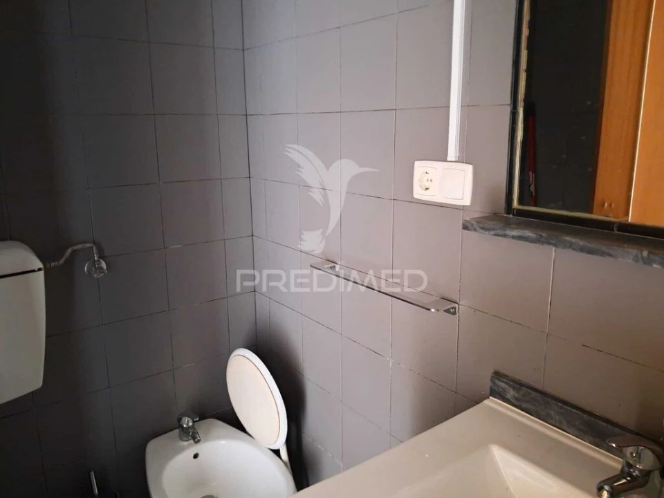 Apartamento T3 para Venda em Seixal, Arrentela e Aldeia de Paio Pires Foto 8