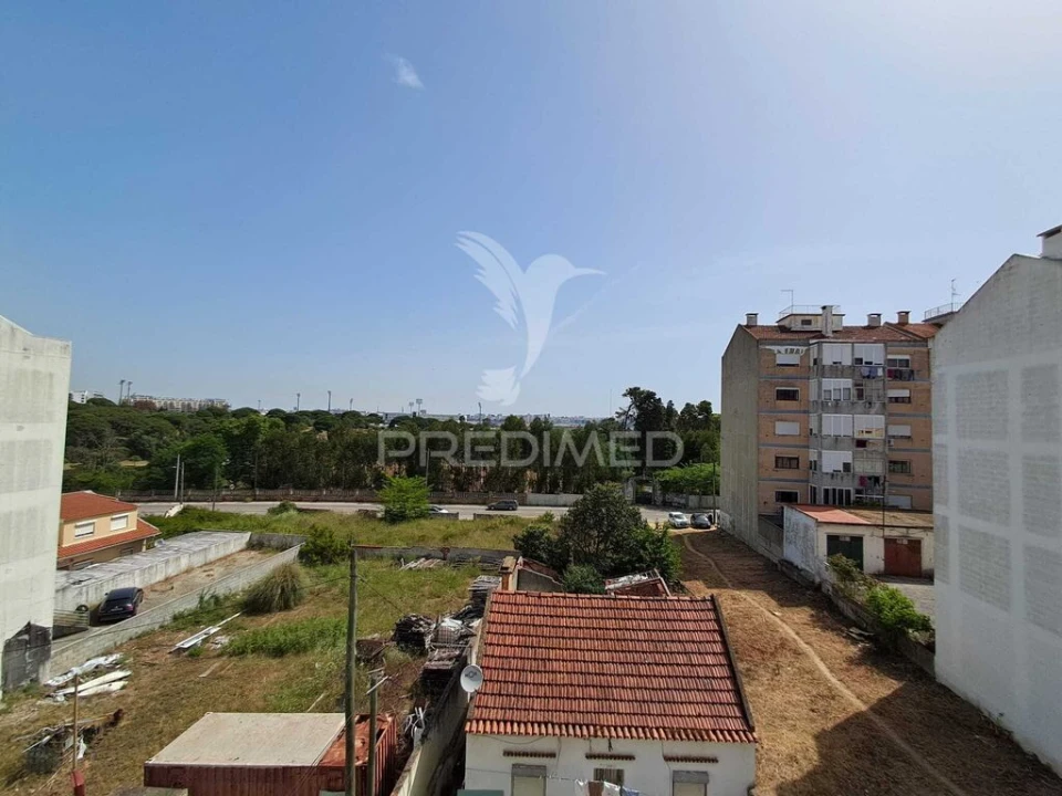 Apartamento T3 para Venda em Seixal, Arrentela e Aldeia de Paio Pires Foto 7