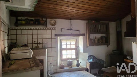 Moradia para Venda em Cerdeira e Moura da Serra