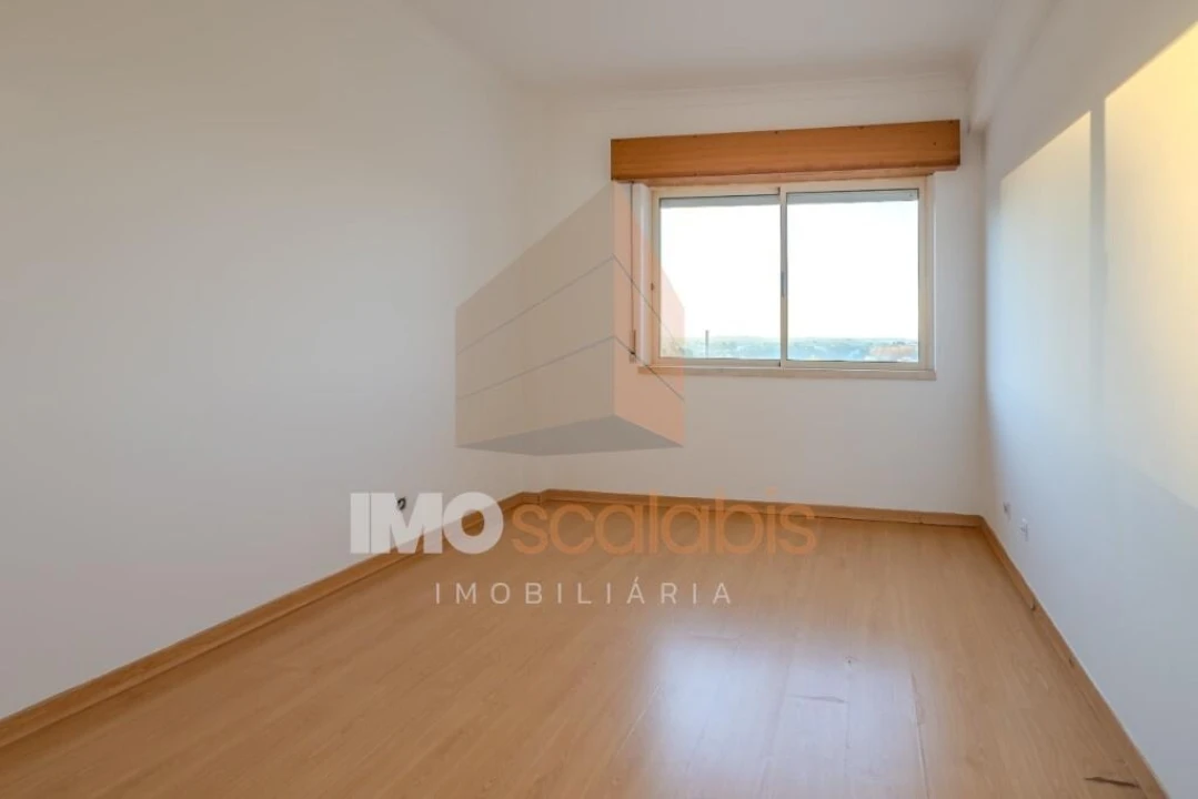 Apartamento T3 para Venda em Romeira e Várzea Foto 14