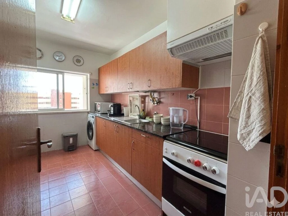 Apartamento T2 para Venda em Caparica e Trafaria Foto 1