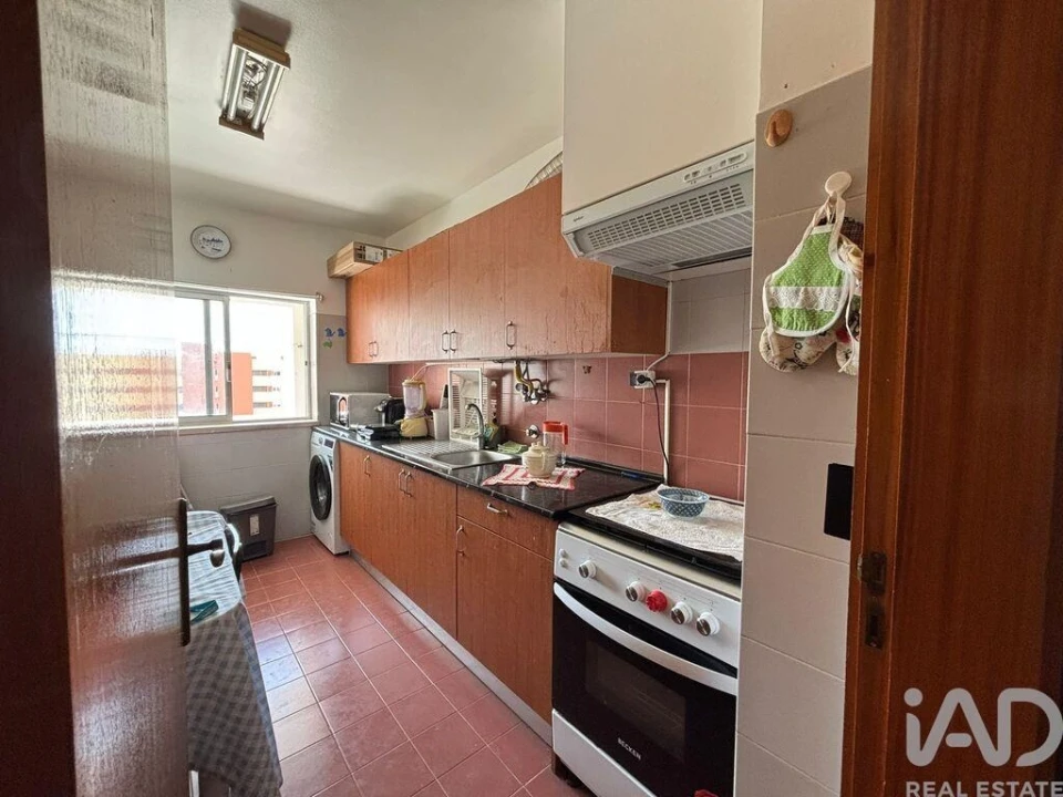 Apartamento T2 para Venda em Caparica e Trafaria Foto 16