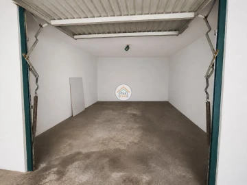 Garagem para Venda em Lousã e Vilarinho