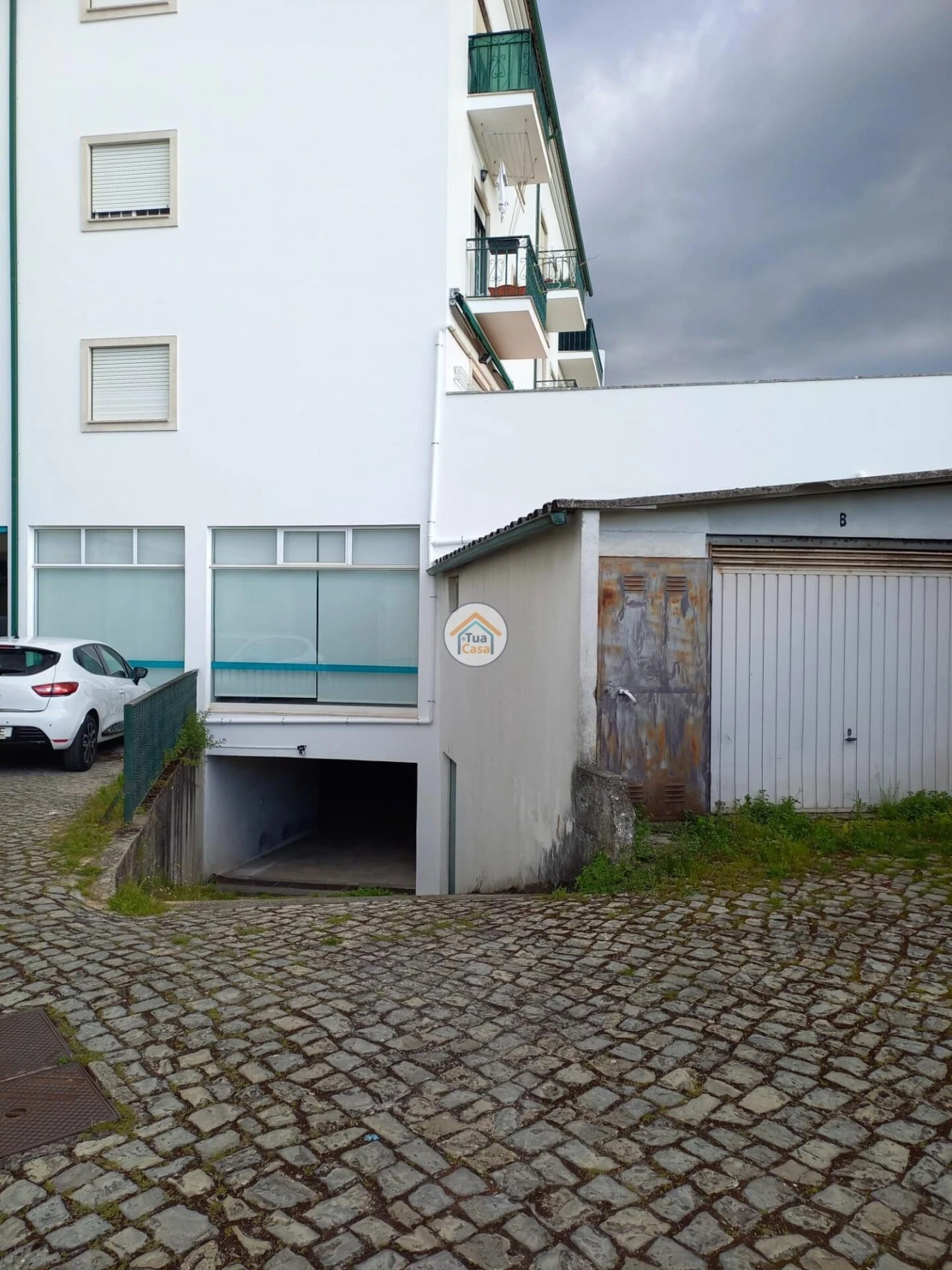 Garagem para Venda em Lousã e Vilarinho Foto 4