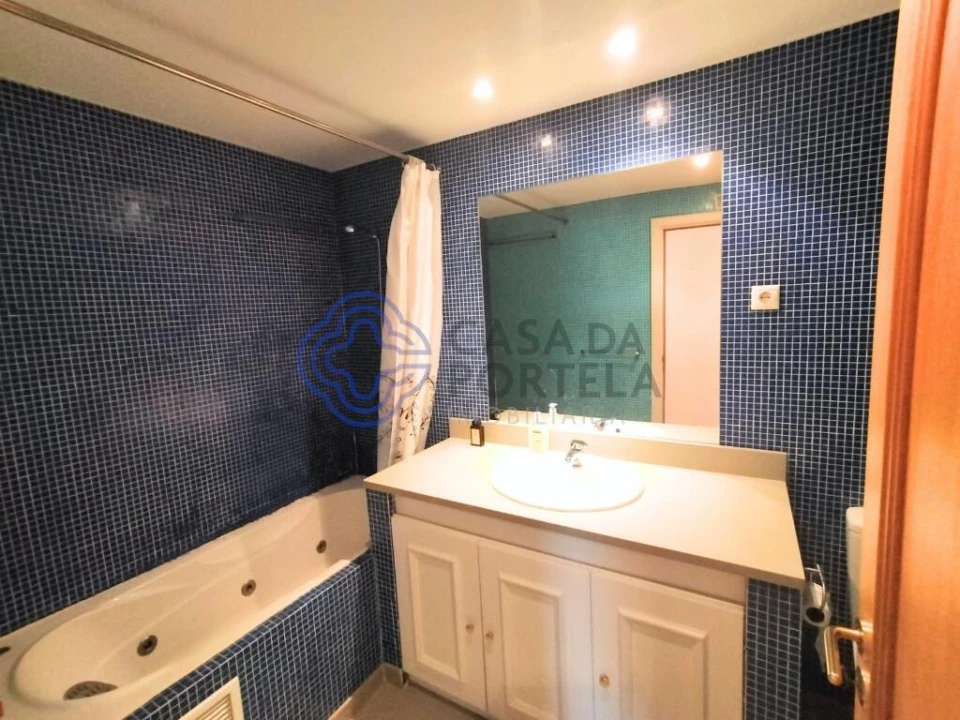 Apartamento T1 para Venda em Lumiar Foto 18