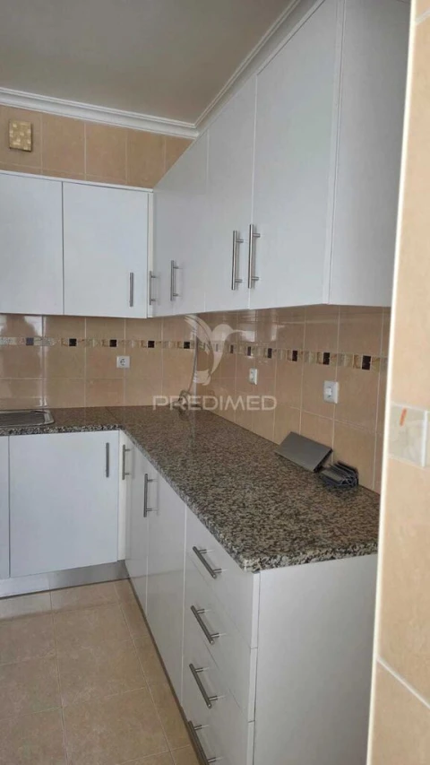 Apartamento T3 para Venda em Aljubarrota