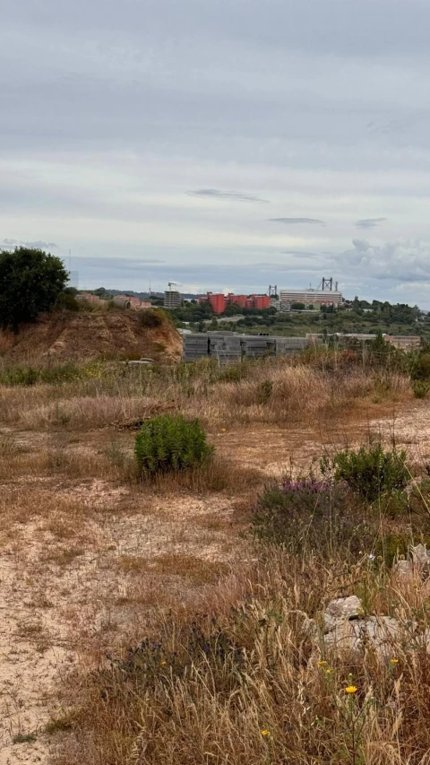Terreno para Venda em Laranjeiro e Feijó