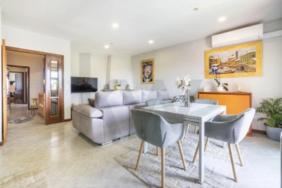 Apartamento T2 para Venda em Santa Maria de Lamas