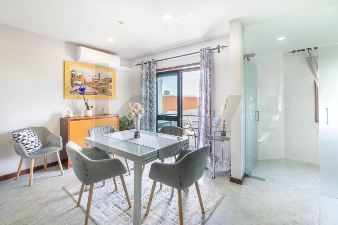 Apartamento T2 para Venda em Santa Maria de Lamas Foto 7