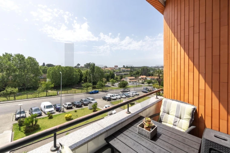 Apartamento T2 para Venda em Santa Maria de Lamas Foto 19