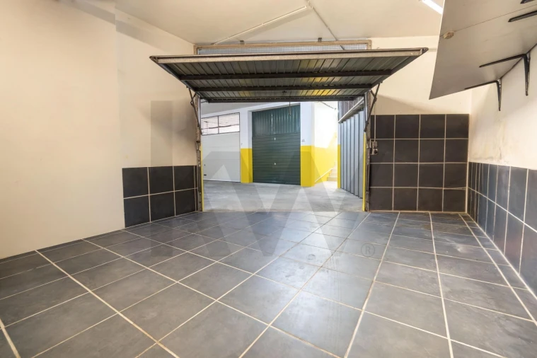 Apartamento T2 para Venda em Santa Maria de Lamas Foto 33