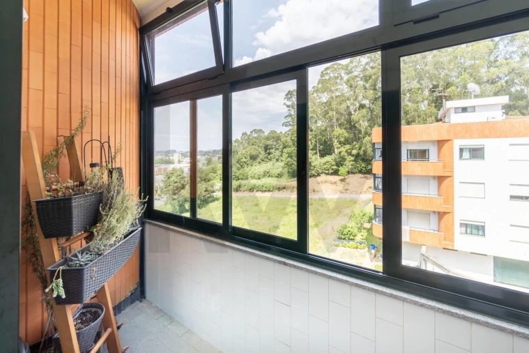 Apartamento T2 para Venda em Santa Maria de Lamas Foto 20