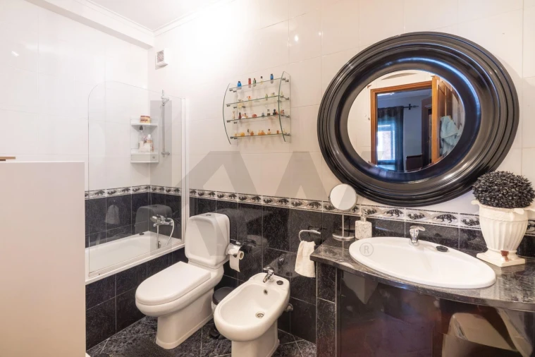 Apartamento T2 para Venda em Santa Maria de Lamas Foto 26