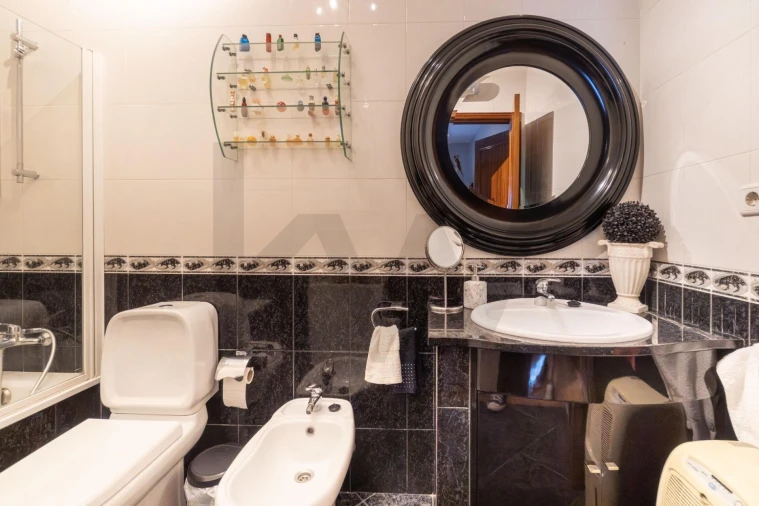 Apartamento T2 para Venda em Santa Maria de Lamas Foto 28