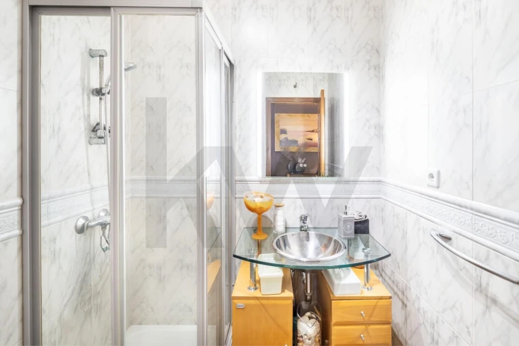 Apartamento T2 para Venda em Santa Maria de Lamas Foto 5