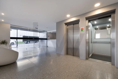 Apartamento T1 para Arrendamento em Lordelo do Ouro e Massarelos