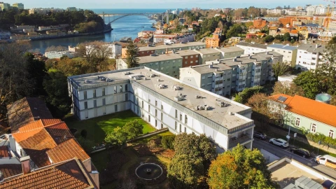 Apartamento T1 para Arrendamento em Lordelo do Ouro e Massarelos