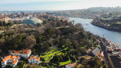 Apartamento T1 para Arrendamento em Lordelo do Ouro e Massarelos